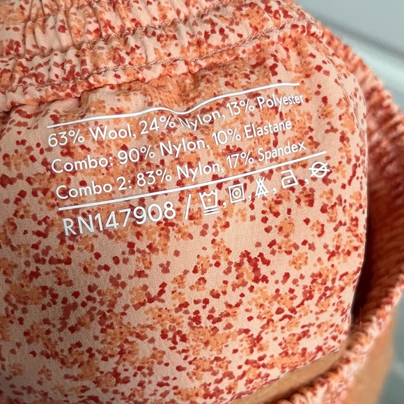 Outdoor Voices Megafleece Shorts in Papaya Size Small - Picture 6 of 6